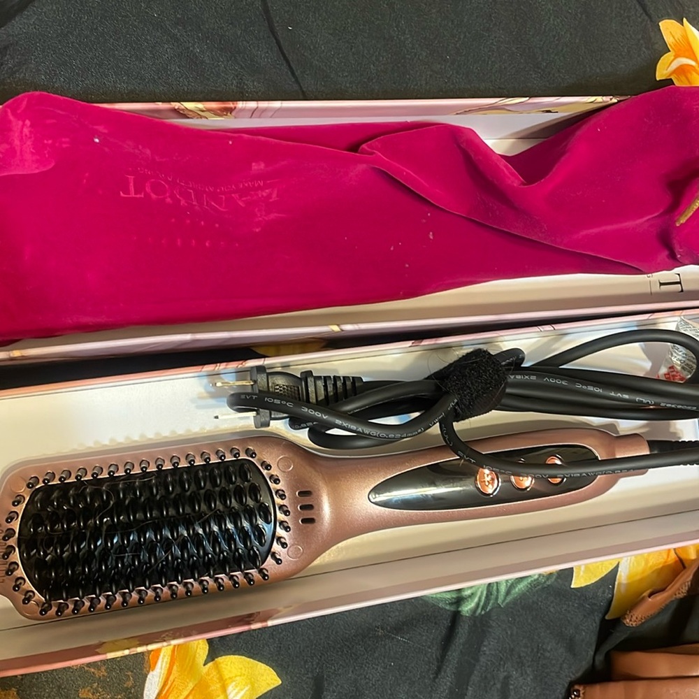 hair straightener used once is in perfect condition